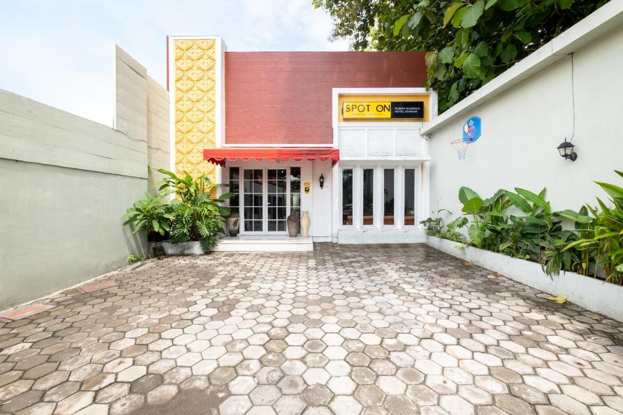 Spot On 2419 Rumah Nugraha Hotel Syariah Yogyakarta Exterior foto